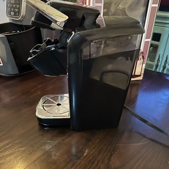 Keurig Mini Plus Personal Coffee And Tea Brewer. - Picture 3 of 3